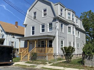 122-124 Florence St, New Bedford, MA 02740