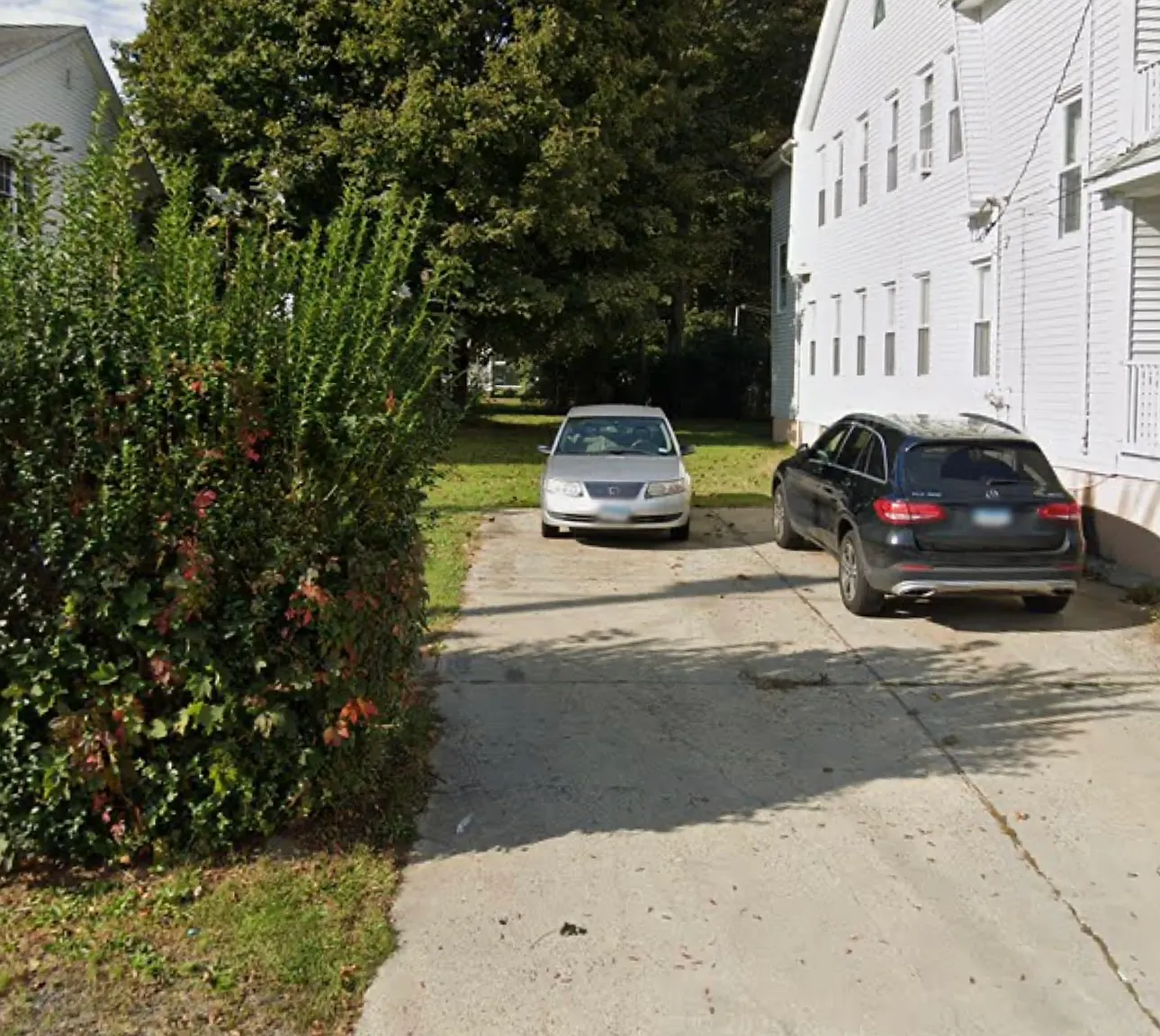 3 bed, 1391 sqft, $2,000 — Photo 2