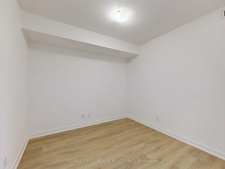 2033 Kennedy Rd #3303 — Photo 19