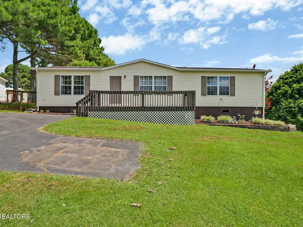 1246 Creston Rd, Crossville, TN 38571