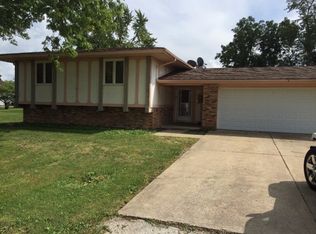 206 W North St, Fairmount, IL 61841