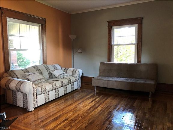4th image of 1011 Dover Ave