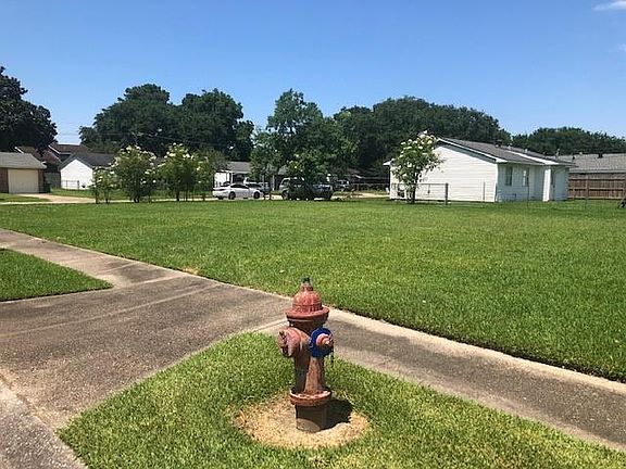 4th image of 216 Concord Dr