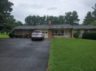 2400 Browns Mill Rd, Johnson City, TN 37604