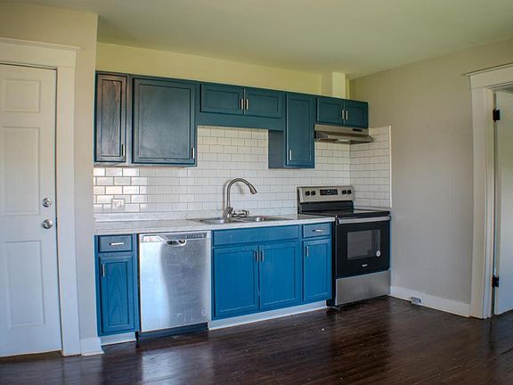 4th image of 304 W Colville St