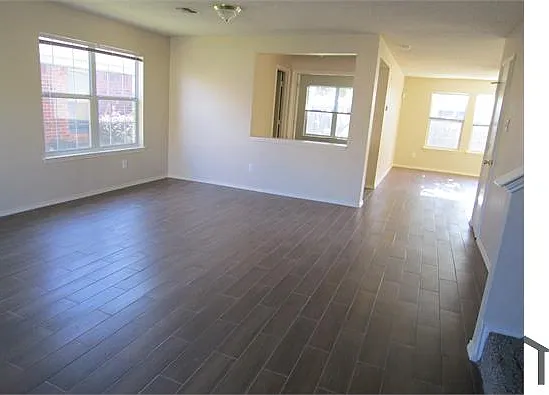 4721 Palm Ridge Dr — Photo 6