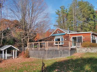 425 Lakeview Rd, Craryville, NY 12521