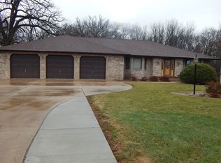 5 Rhett Butler Dr, Streator, IL 61364