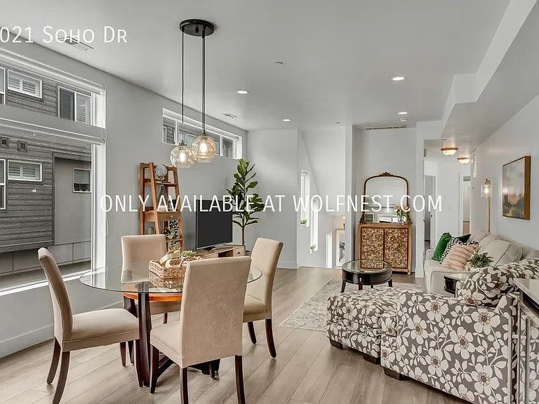 1021 Soho Dr — Photo 10