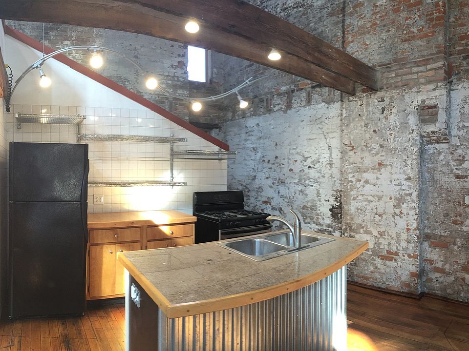 1st image of 209 Woodward St APT G