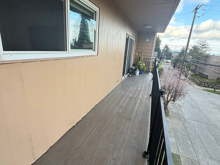 4505 Linden Ave N #202 — Photo 11