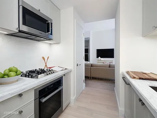 Rented by Corcoran | media 14