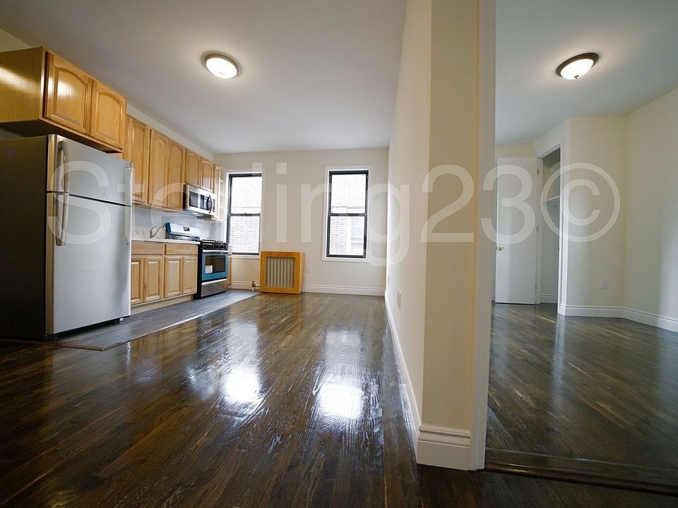 1st image of 2905 23rd Ave APT 3R