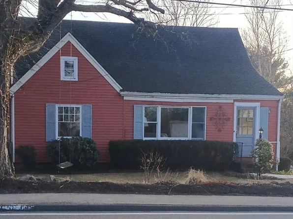 207 Topsfield Rd, Wenham, MA 01984