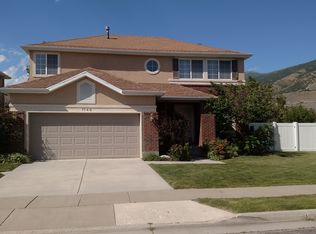 1146 Oakridge Park Dr, Farmington, UT 84025