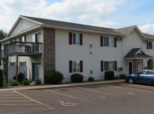 768 Van Es Pkwy APT 3, Eau Claire, WI 54703