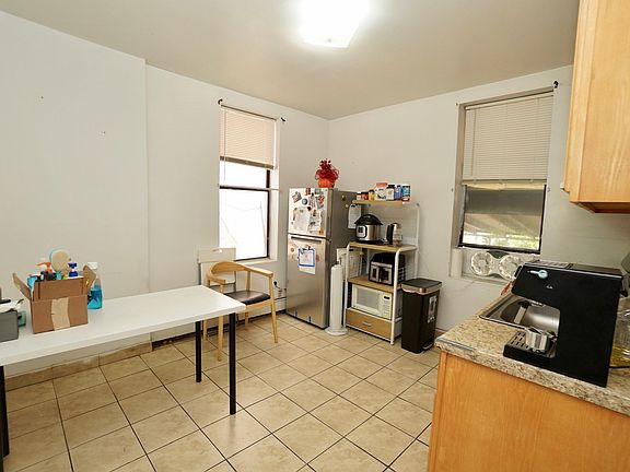 5th image of 6034 Palisade Ave