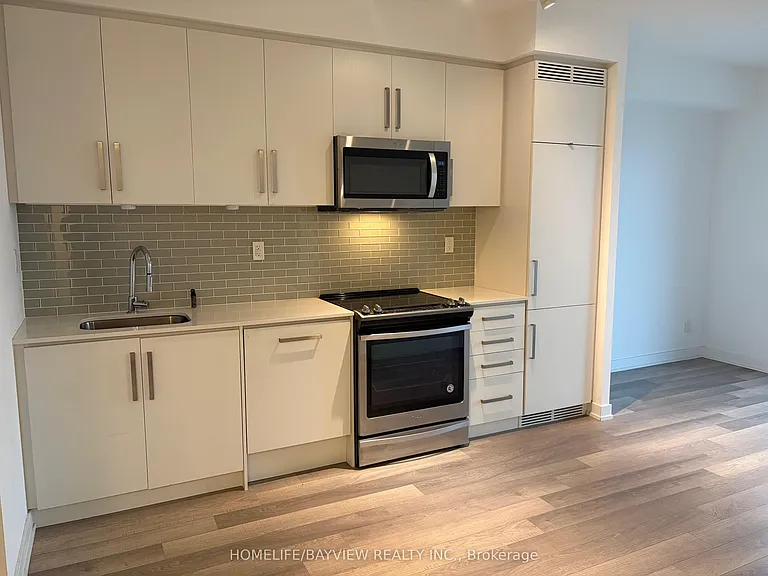 5180 Yonge St #2006 — Photo 7