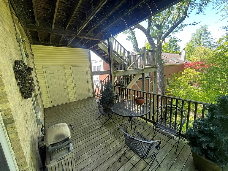 849 W Willow St #3 — Photo 14