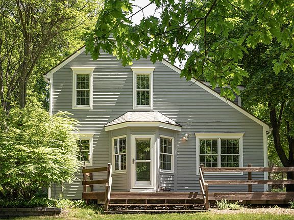 3rd image of 6918 Logan Ln