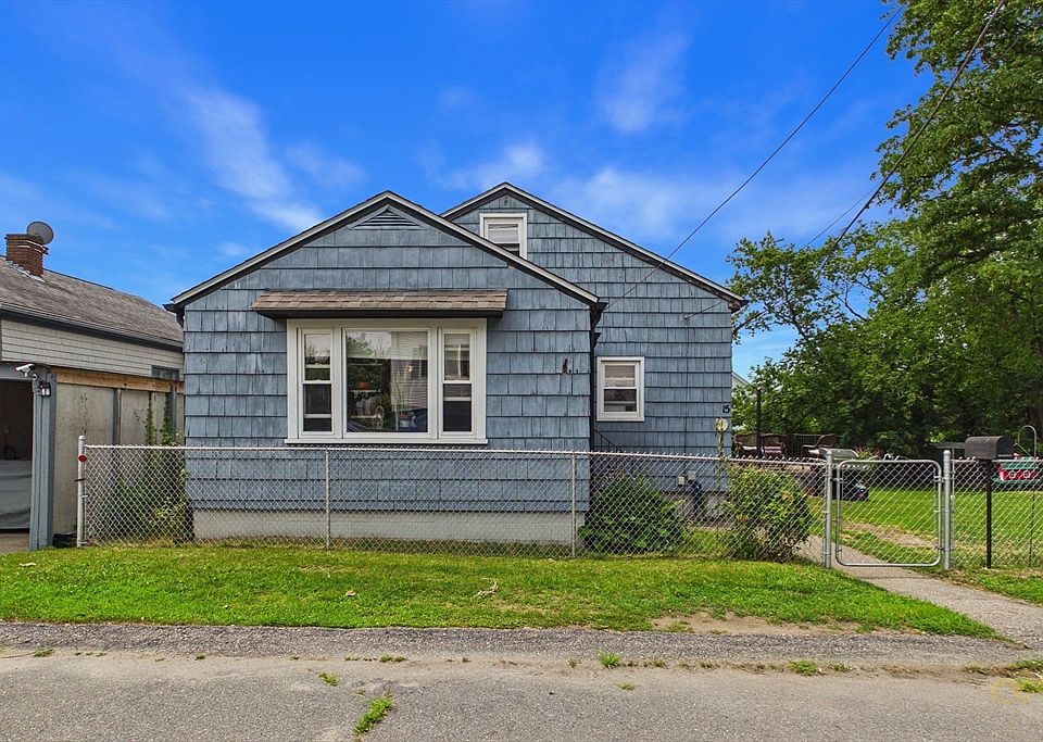 1st image of 15 Sales St