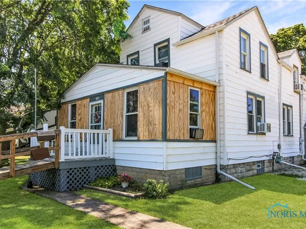 1120 S Lake St, Gypsum, OH 43433
