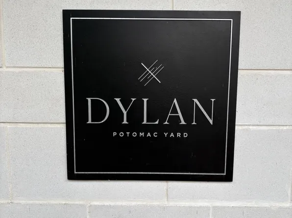 701 Swann Ave Unit 605, Alexandria, VA 22301