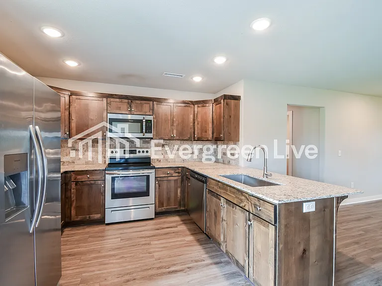 418 N Mojave St — Photo 10