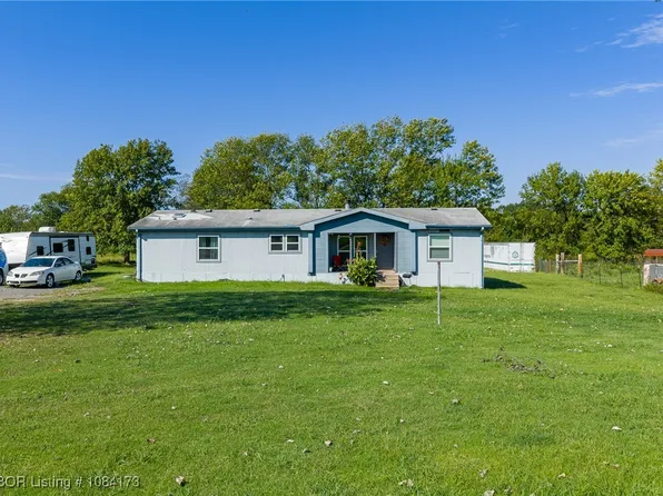 125 N Highway 252, Lavaca, AR 72941