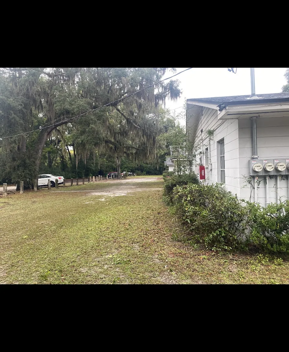 1 bed, 420 sqft, $900 — Photo 2