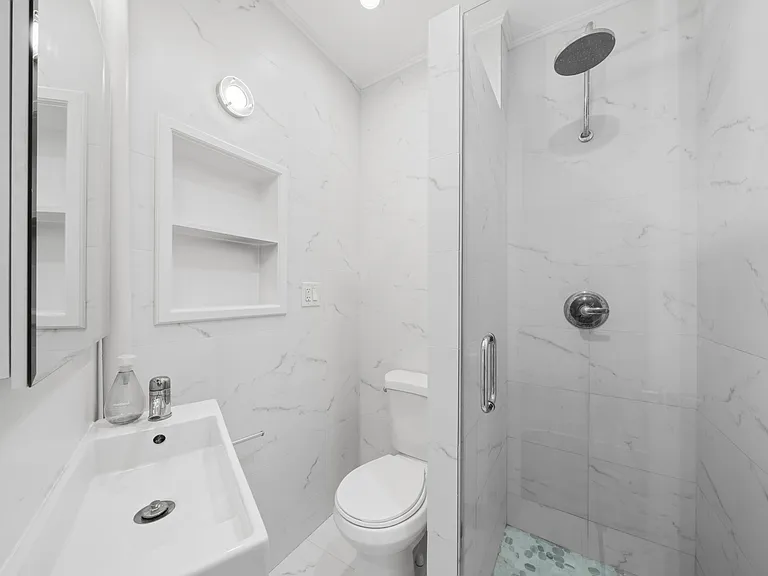481 5th Ave #3L — Photo 6
