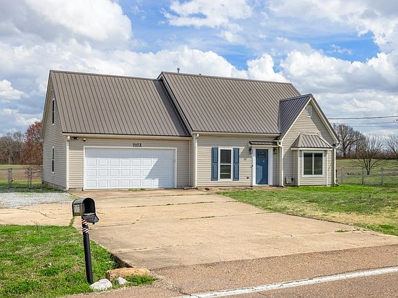 2nd image of 7172 Mount Carmel Rd