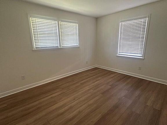 5th image of 2904 White St