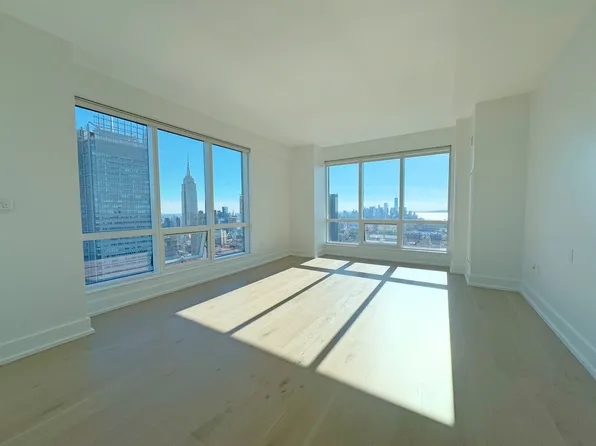 350 West 42nd Street 59E image 1 of 33