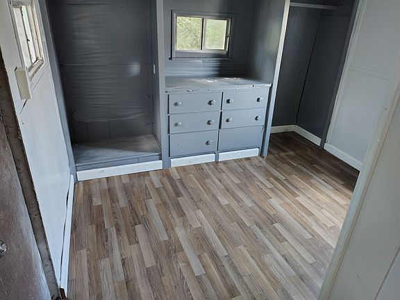 3rd image of 108 Grant St #11461564