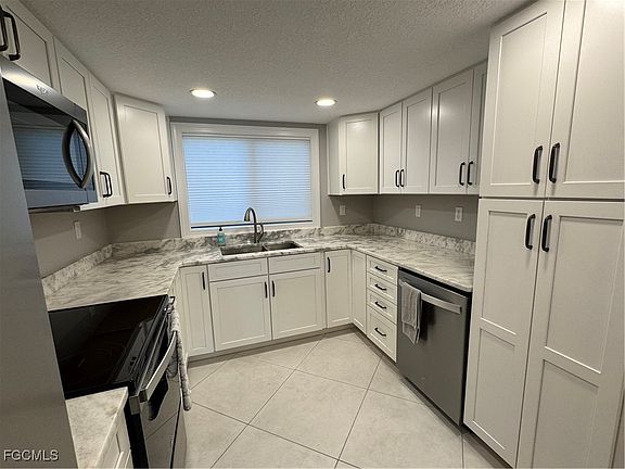 2nd image of 3722 SE 12th Ave APT 1A