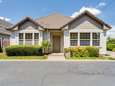 2099 Lake Shore Dr, Eugene, OR, 97408