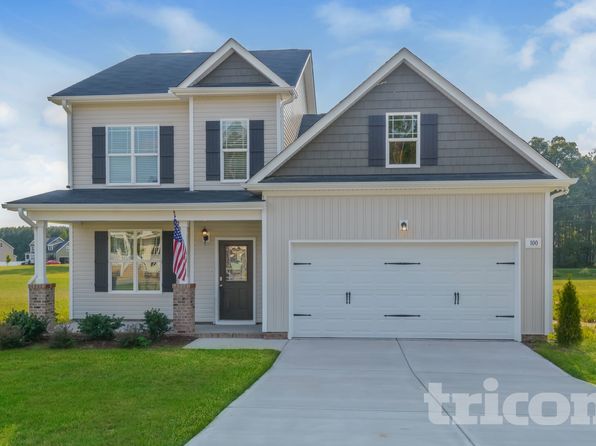 100 E Goodwin Chase Ln