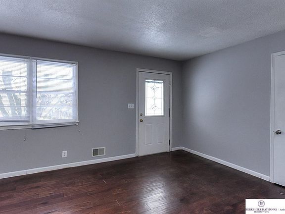 5th image of 4942 Nebraska Ave