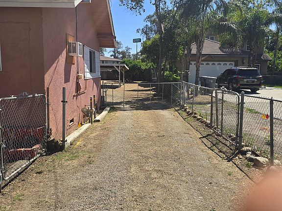 4th image of 4960 N Polk Ave