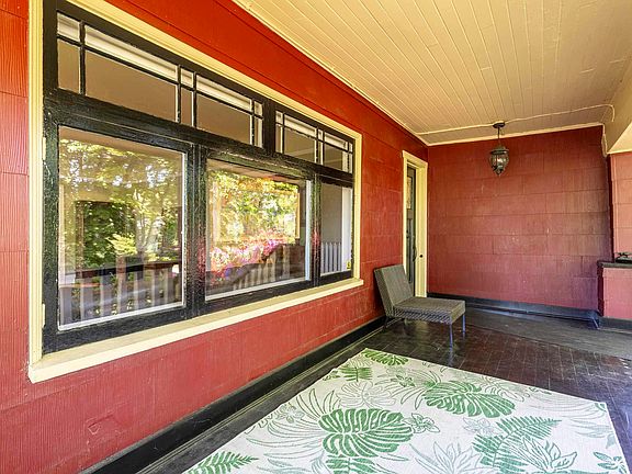 3rd image of 5138 East Blvd