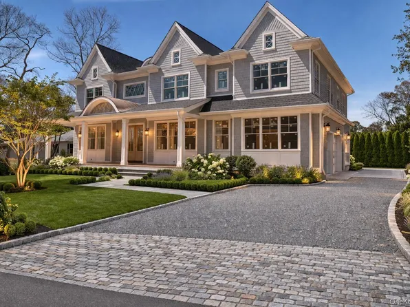 97 Aspatuck Road, Westhampton Beach, NY 11978