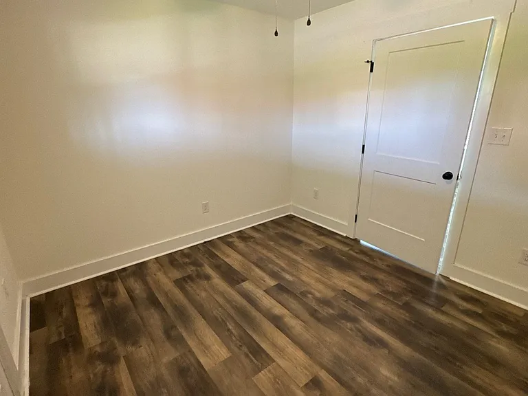 135 Edgewood Ave — Photo 14