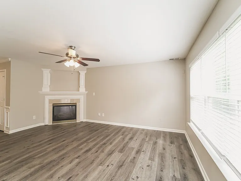 316 Wrayhill Dr — Photo 6