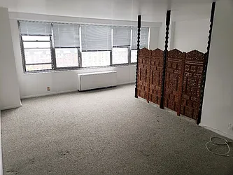 Rented by Metro Garden Realty NYC