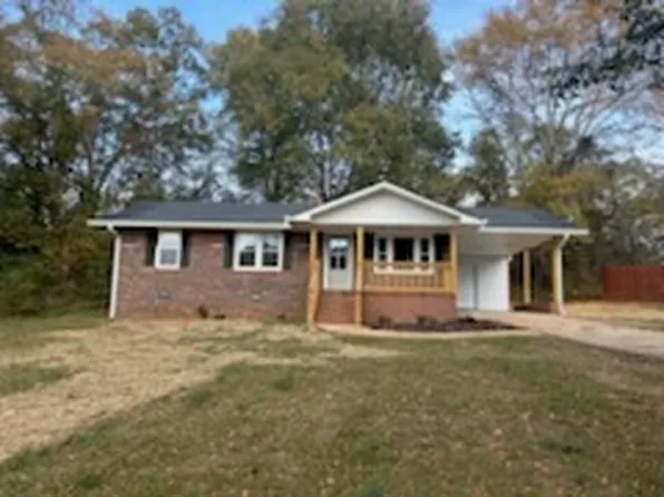 105 Smith Dr, Belton, SC 29627