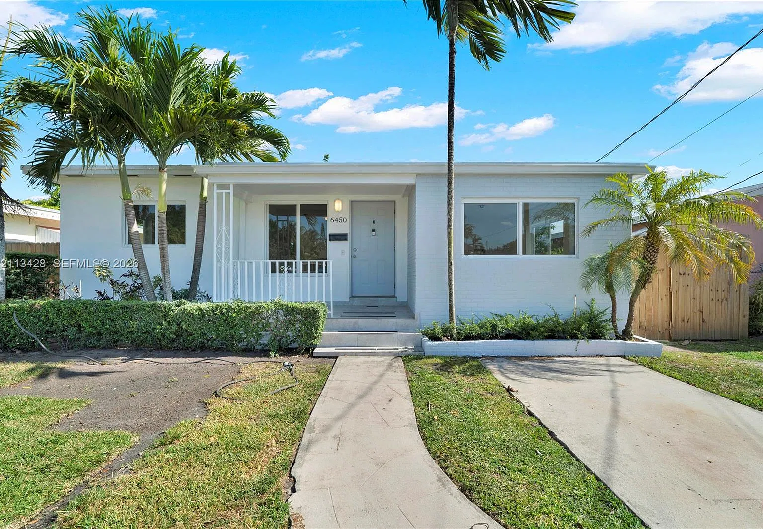 Coral Villas Rev — Photo 2