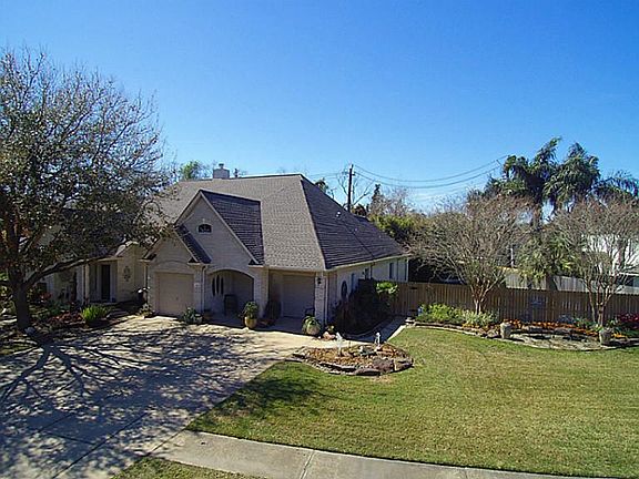 2nd image of 2433 Guilbeau Ln