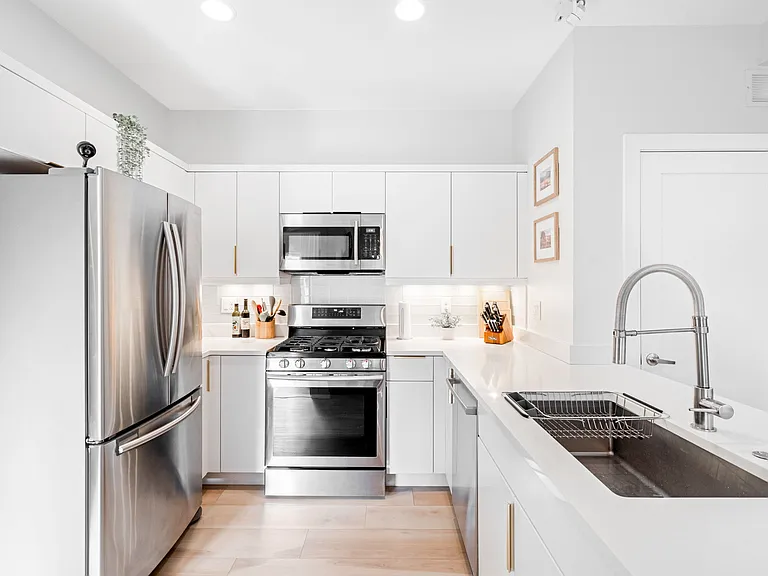 1273 Xavier St — Photo 10