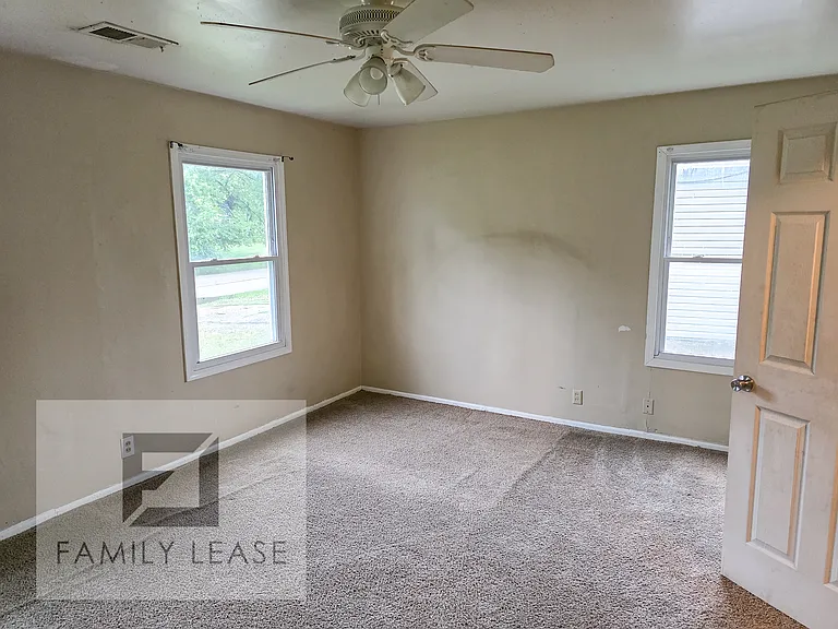 903 Saint Matthew Dr — Photo 13
